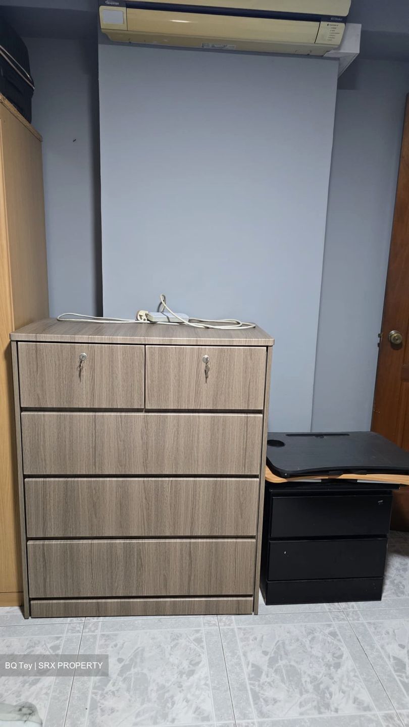 Blk 851 Hougang Central (Hougang), HDB Executive #576626641